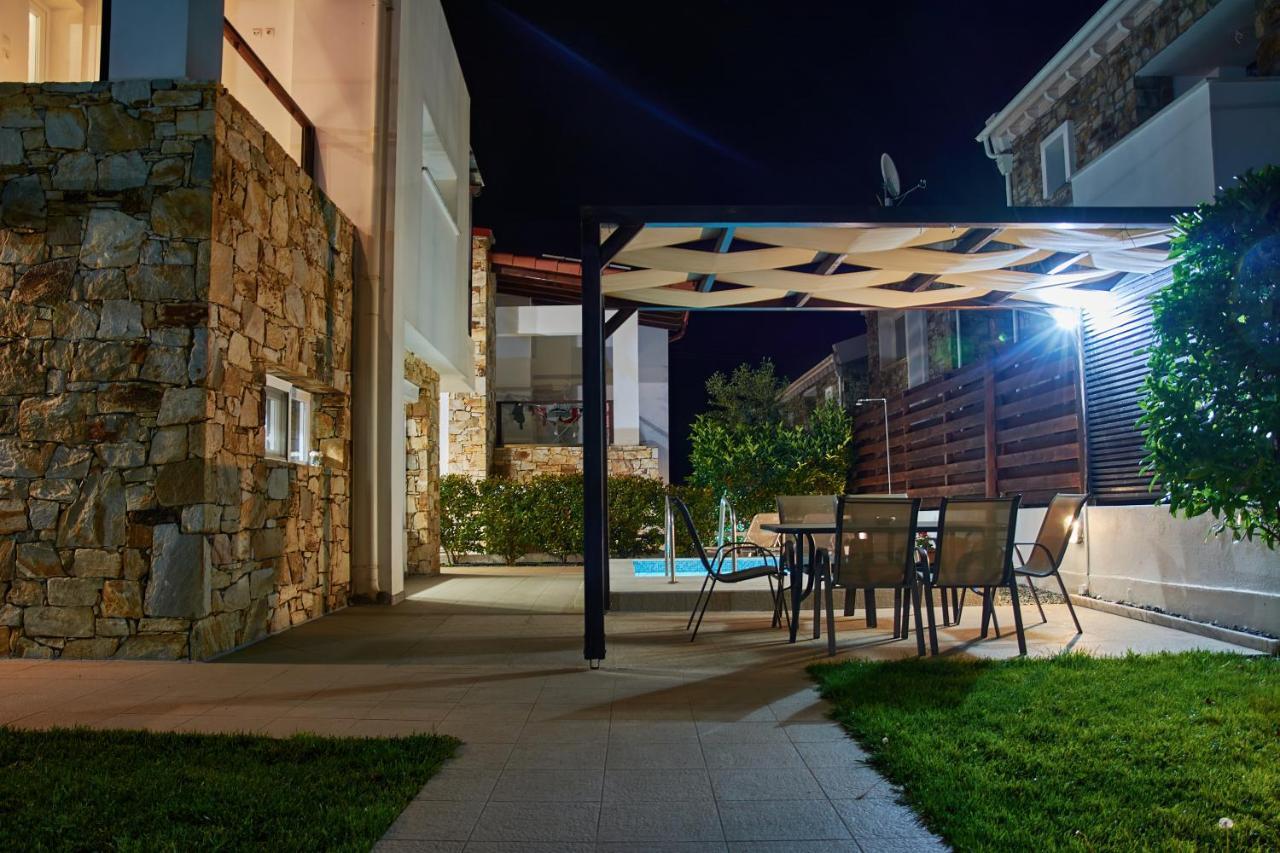 Petritis Villas Nea Iraklitsa Extérieur photo