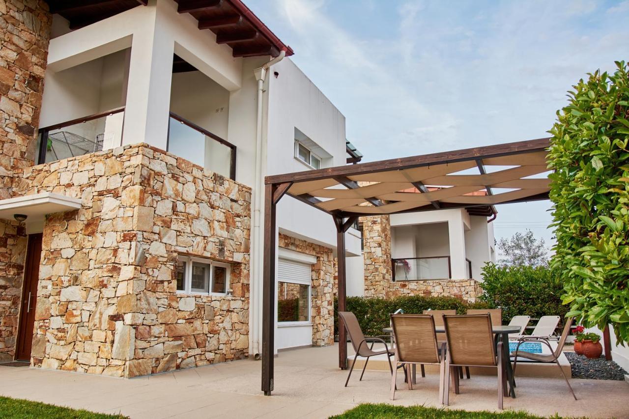 Petritis Villas Nea Iraklitsa Extérieur photo